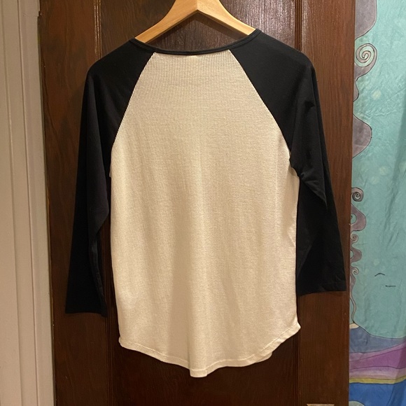 Altar'd State Peace On Earth Christmas Tee - Picture 5 of 7